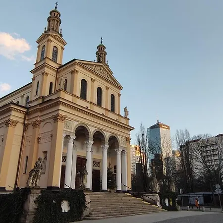 Elektoralna 26 דירה